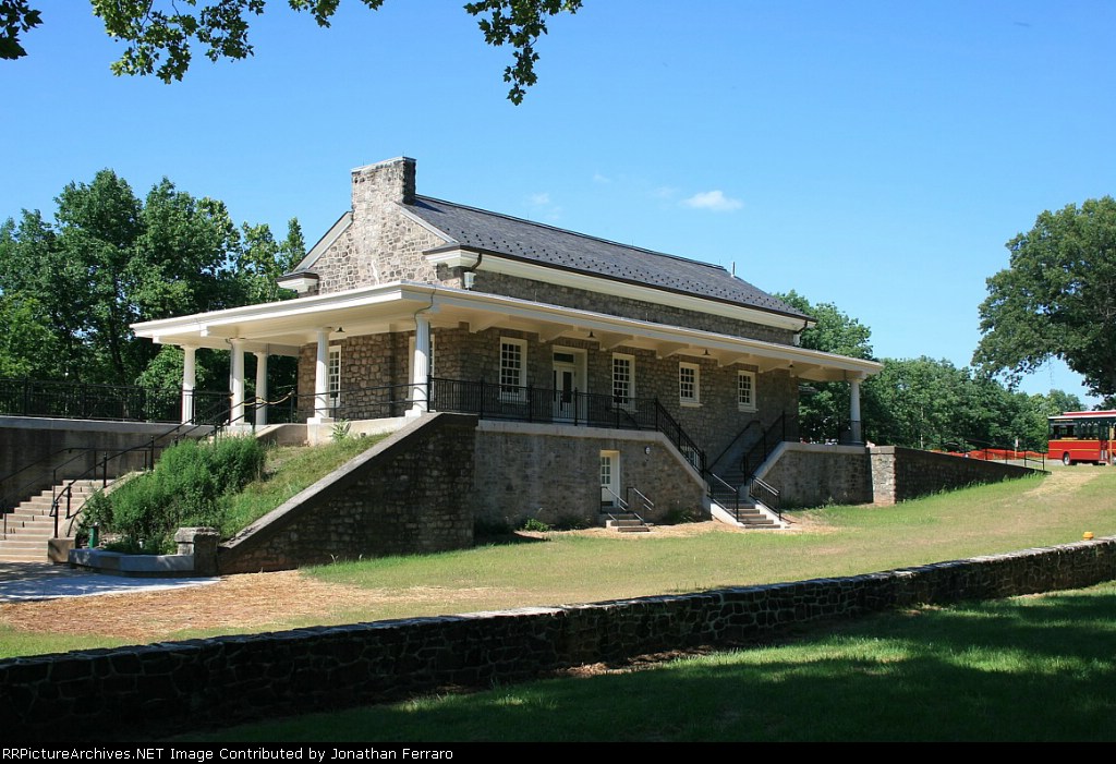 Former RDG Valley Forge Station